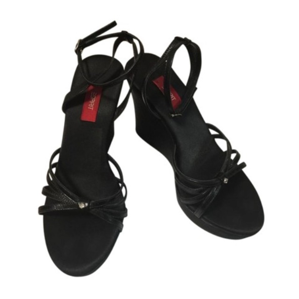 Esprit platform shoes
